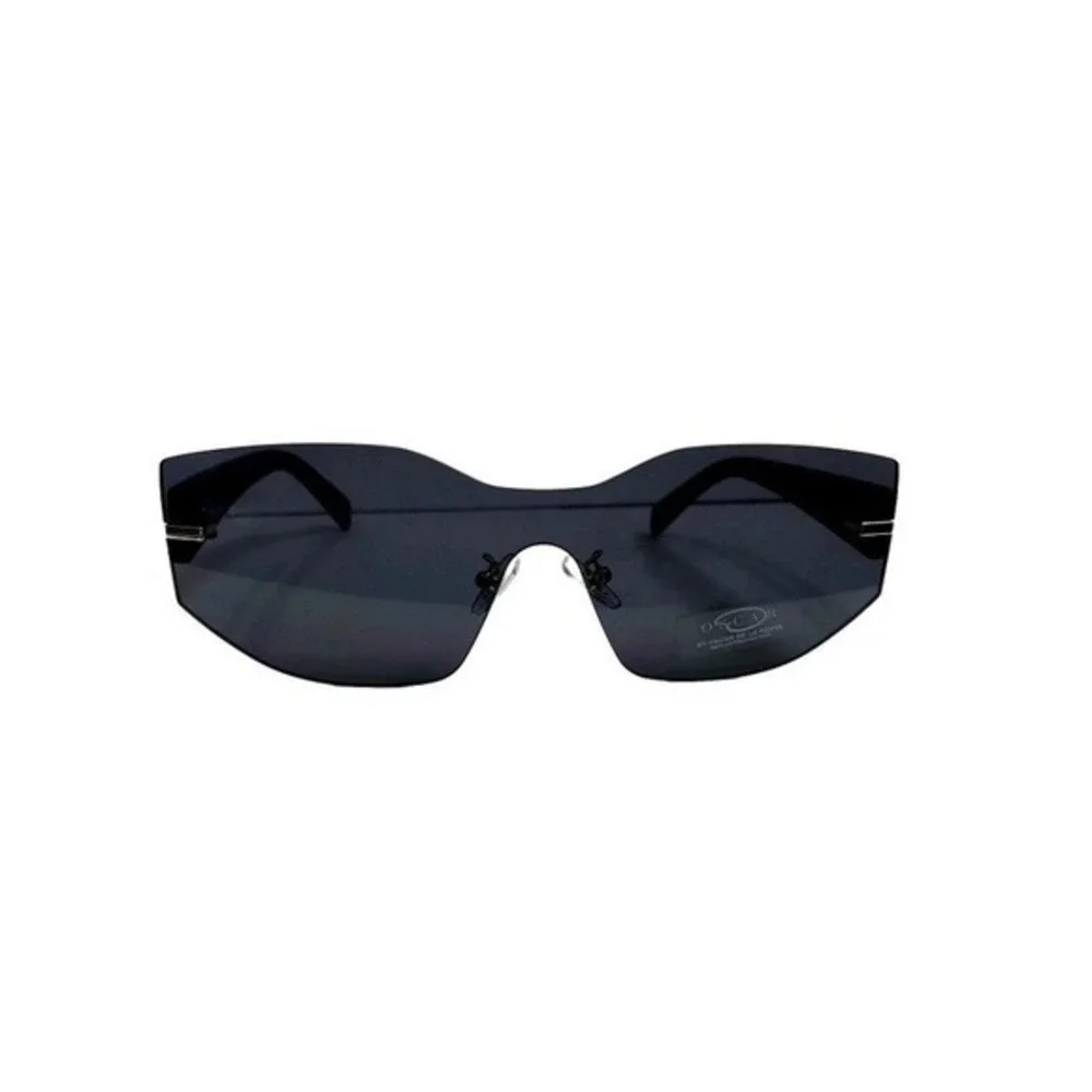Oscar by Oscar de la Renta Oversized Shield Sunglasses UV Protection